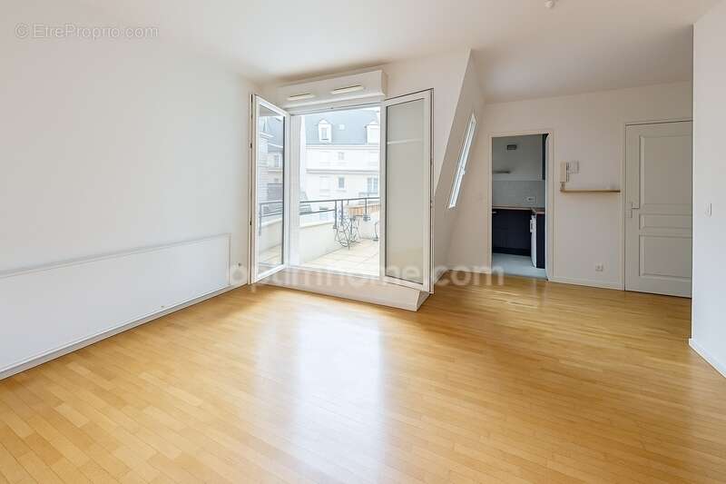 Appartement à MAISONS-ALFORT