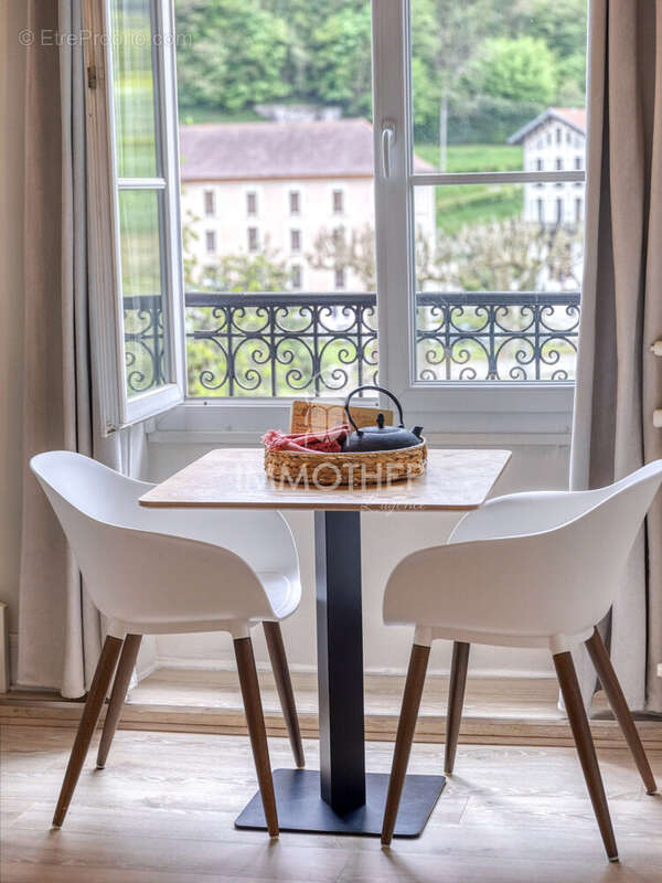 Appartement à SAINT-MARTIN-D'URIAGE