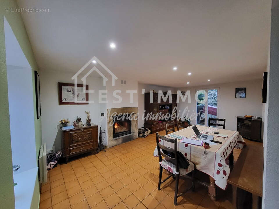 Maison Valfroicourt - investissement avec revenus locatifs - photo 3