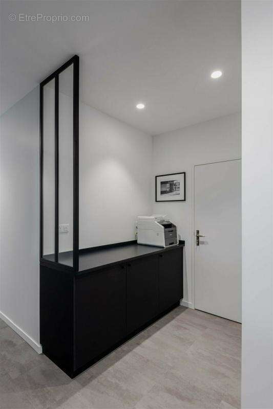 Commerce à SAINT-AVE