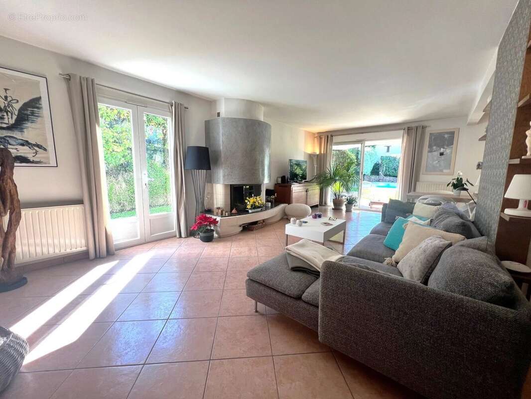 Maison à CAGNES-SUR-MER