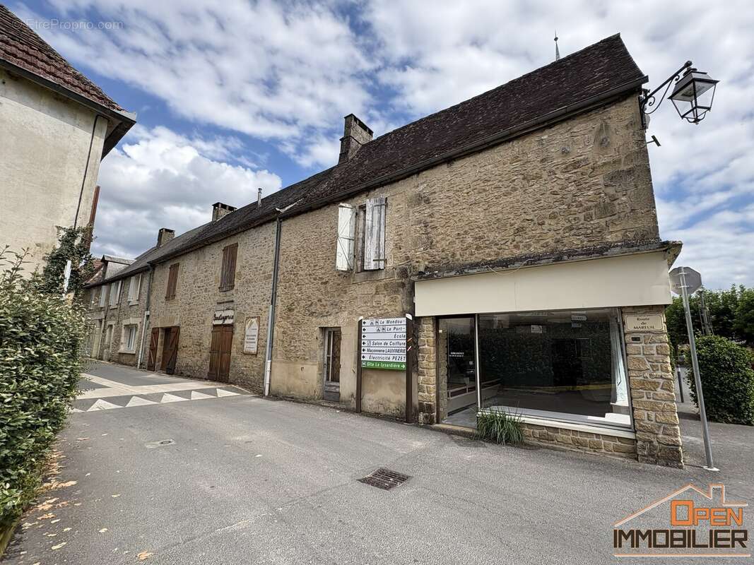 Appartement 230 m² à Saint-Julien-De-Lampon  - photo 5