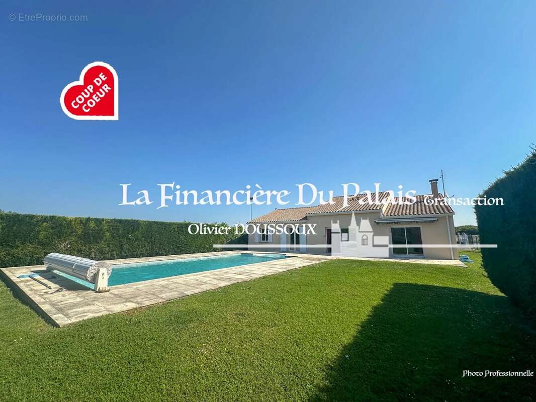 Maison à LES MATHES