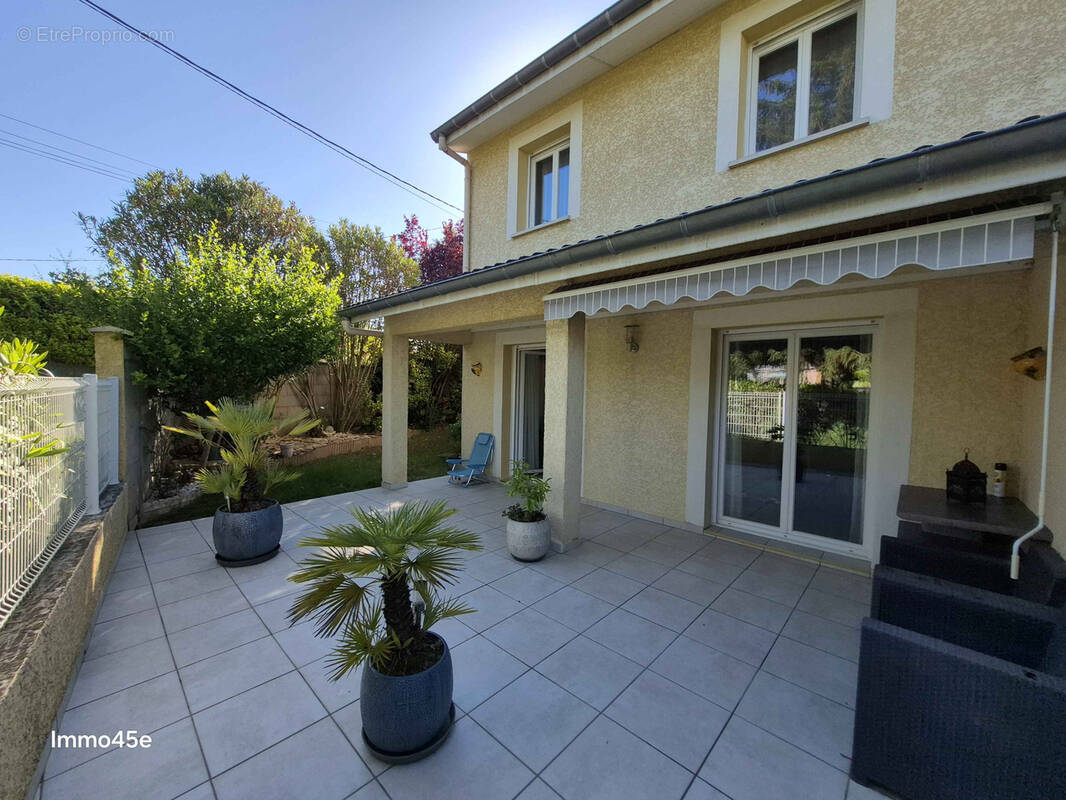 Maison à CHANTEMERLE-LES-BLES