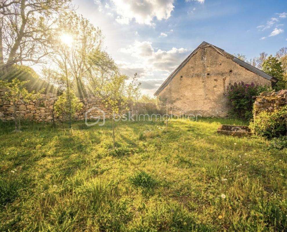 Maison à CHARBONNIERES-LES-VIEILLES