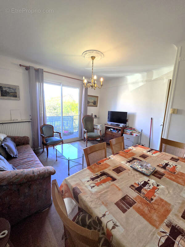 Maison à SAVIGNY-SUR-ORGE