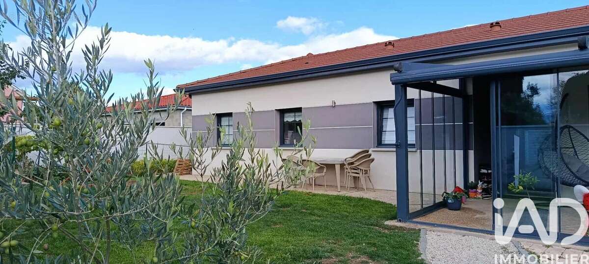 Photo 2 - Maison à SURY-LE-COMTAL