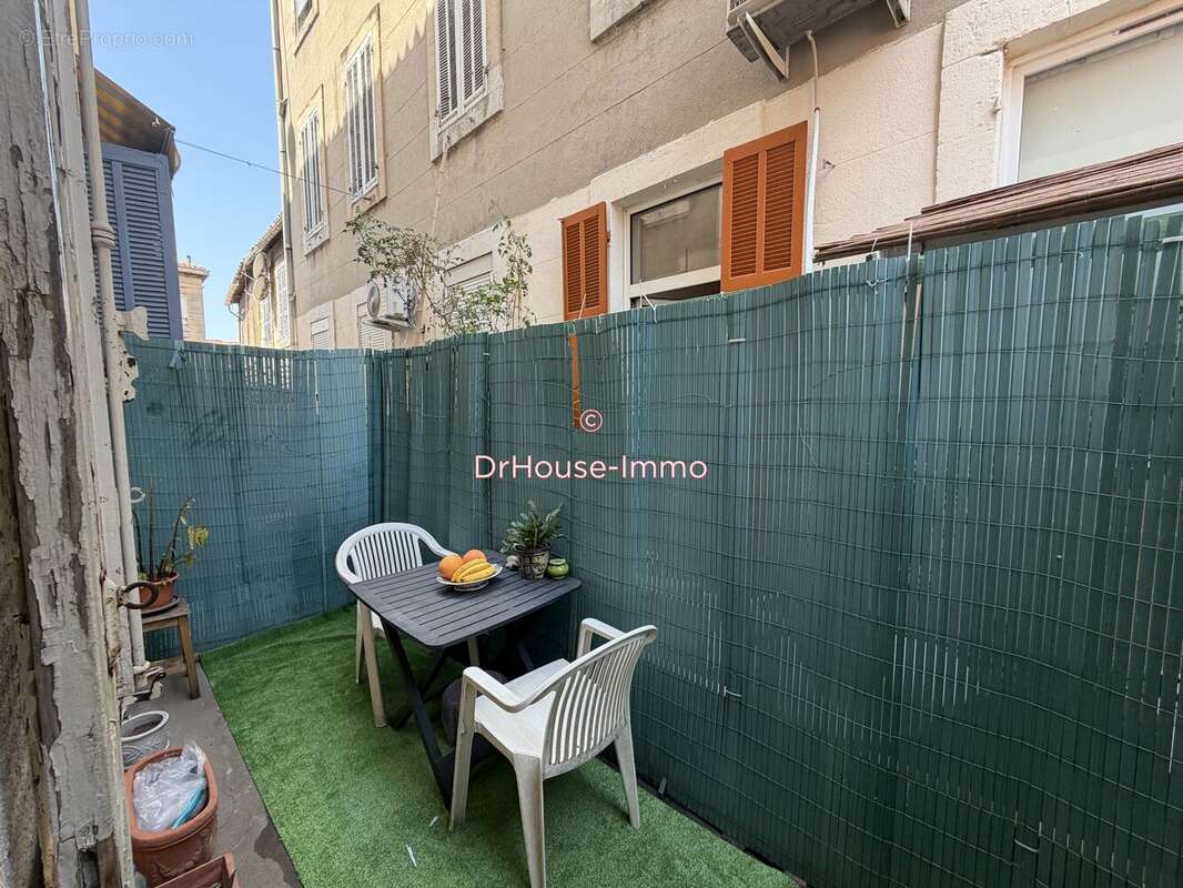 Appartement 38 m² à Marseille-10e  - photo 9