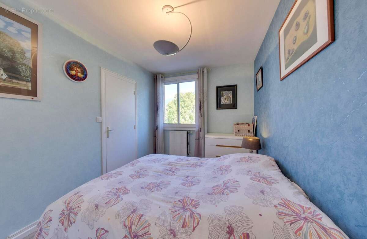 Appartement à SAINT-EGREVE