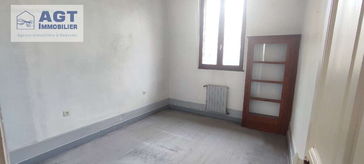 Maison à BEAUVAIS