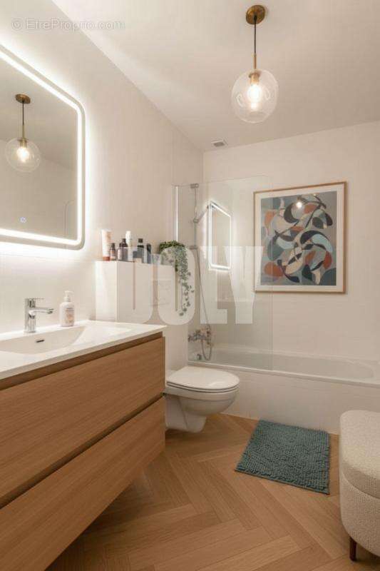 Appartement à PARIS-14E