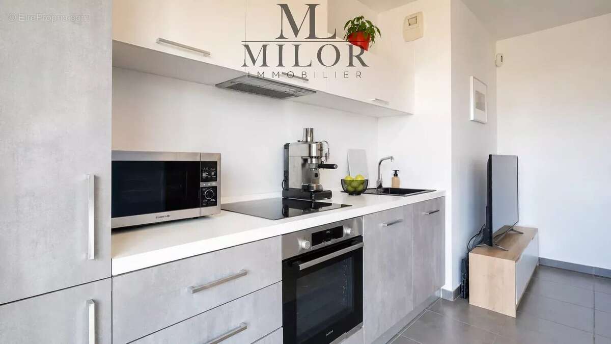 Saint-pacrance - 3 pieces -  rez de jardin - photo 10