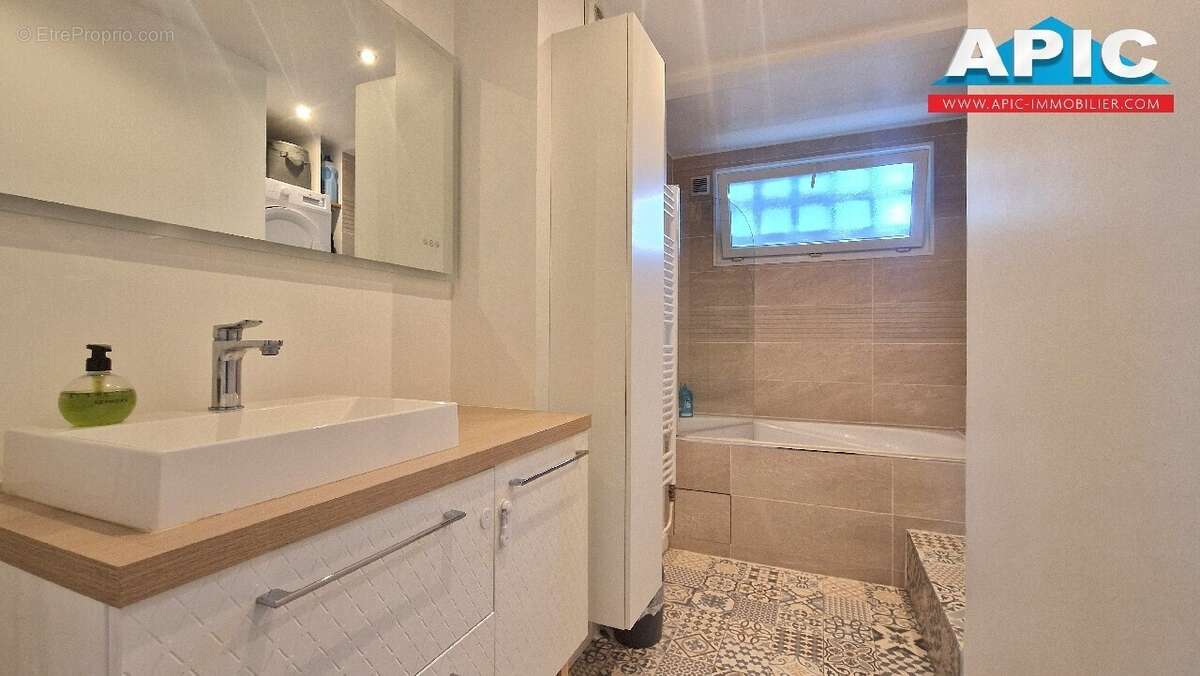 Appartement à GROSLAY