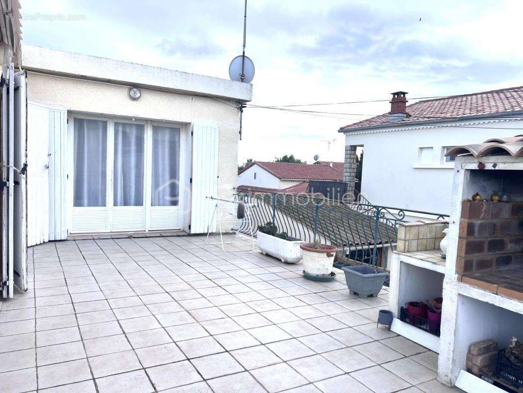 Appartement de 109 m2 avec jardin privatif terrasse et garage - photo 10