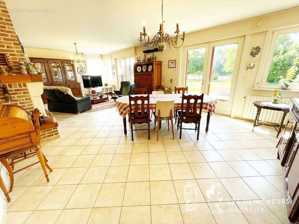 Maison à FLINES-LES-MORTAGNE