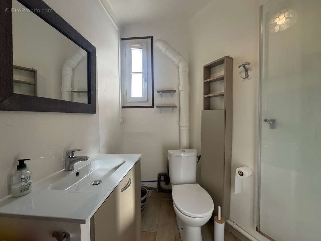 Appartement à COURBEVOIE
