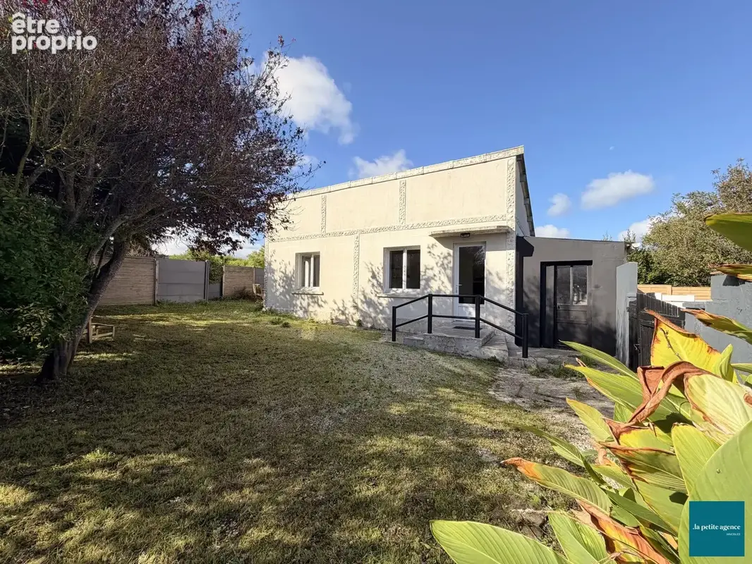 Photo Maison à Asnelles au prix de 231 000€