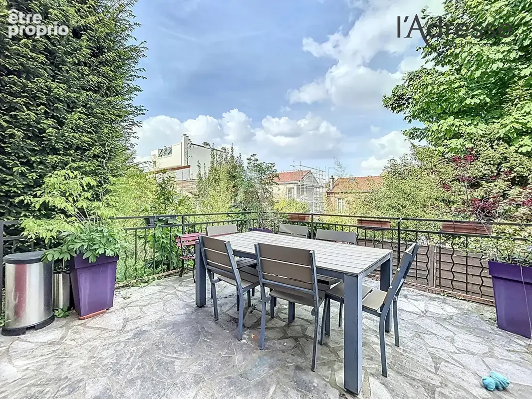 Suresnes Liberté - Maison 3 pièces de 74m² avec terrain de 92m² - photo 2