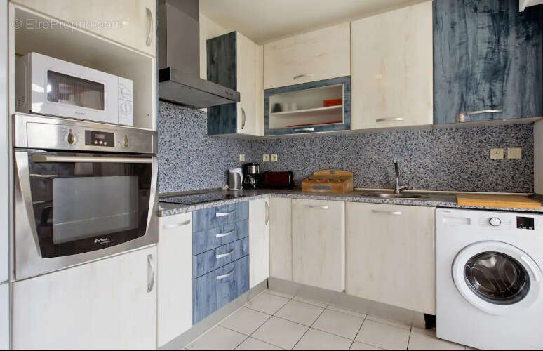 Hendaye : appartement avec 2 chambres, terrasse et box en vente - photo 5