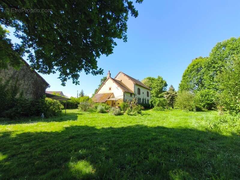 Chéniers (23) à vendre maison de 4 chambres 220 m², Mare, Dépendance, Grange, Terrain 6800 m² - photo 15