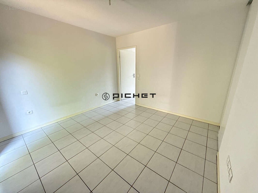 Appartement à SAINT-JEAN-D&#039;ILLAC