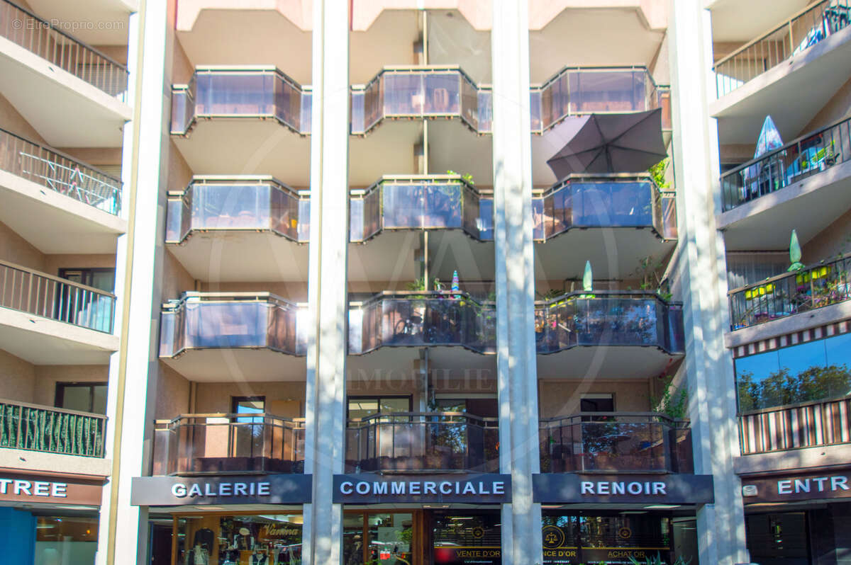 Commerce à CAGNES-SUR-MER