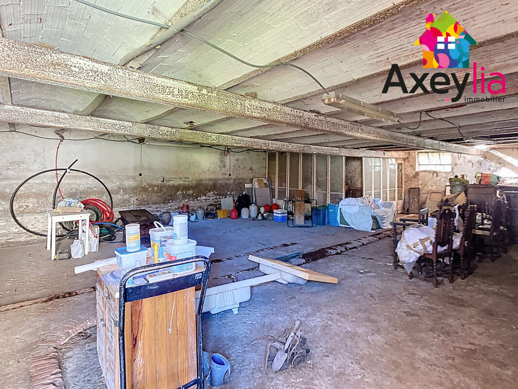 Maison à SAINT-BONNET-DES-QUARTS