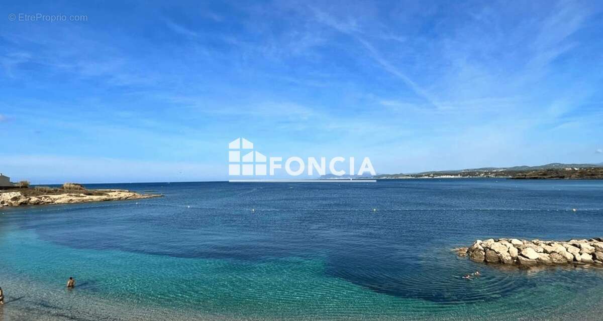 Appartement à SIX-FOURS-LES-PLAGES