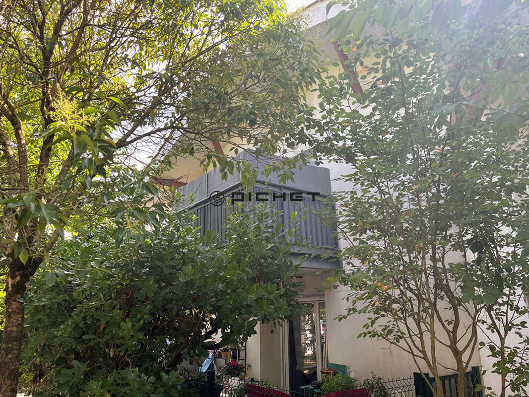 Appartement à LANTON