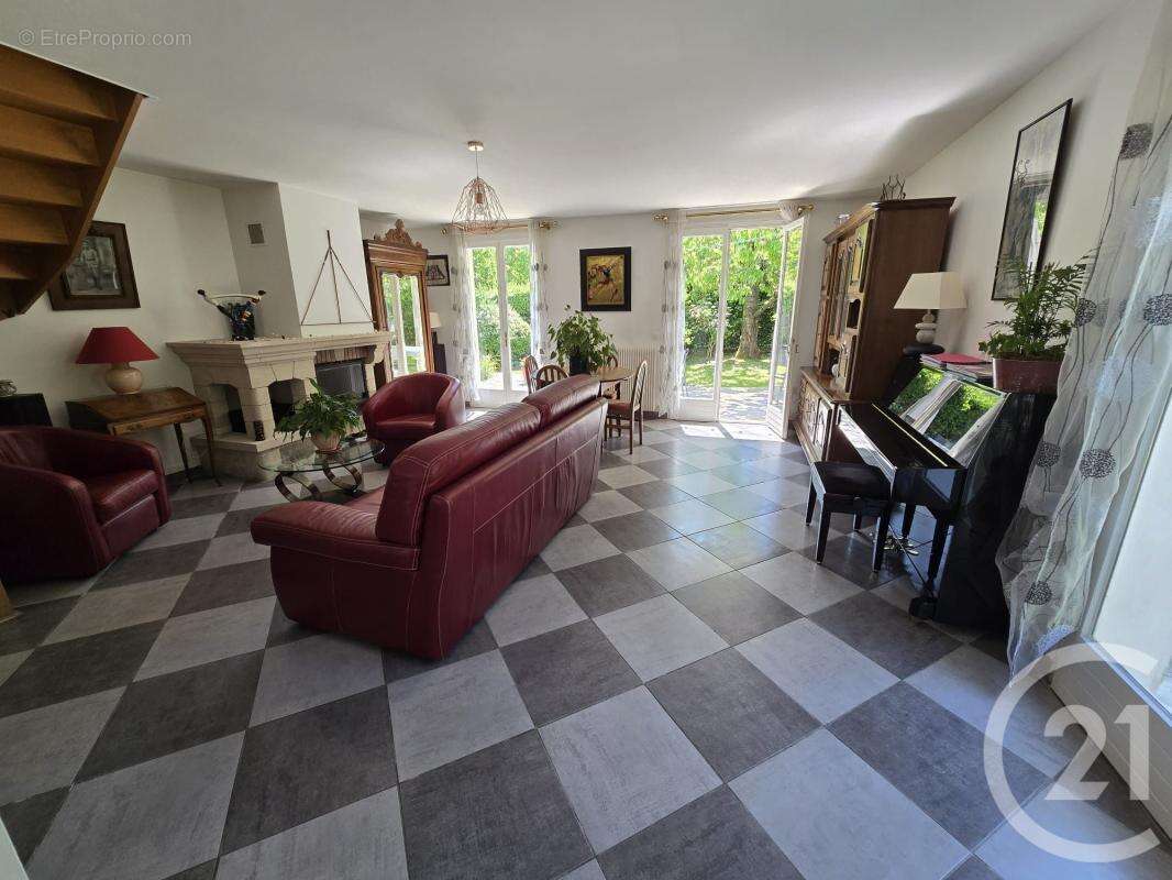 Maison à FONTENAY-SOUS-BOIS