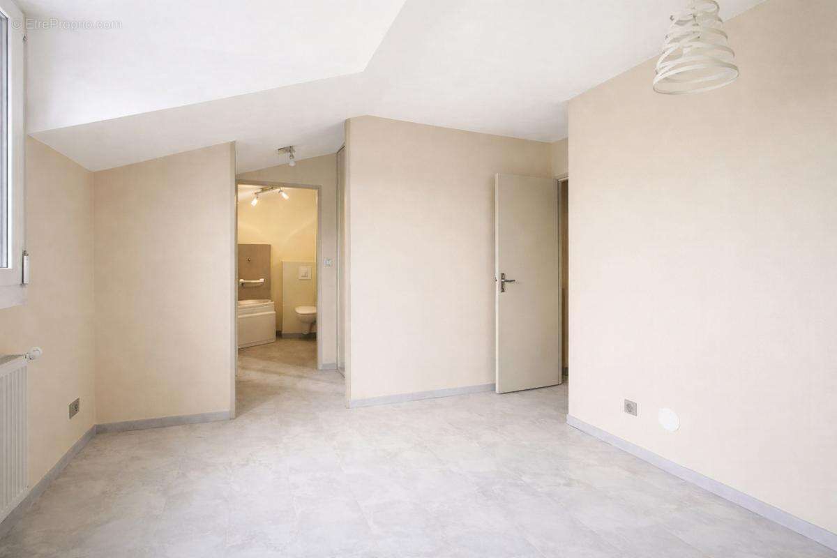 Maison à HEILLECOURT