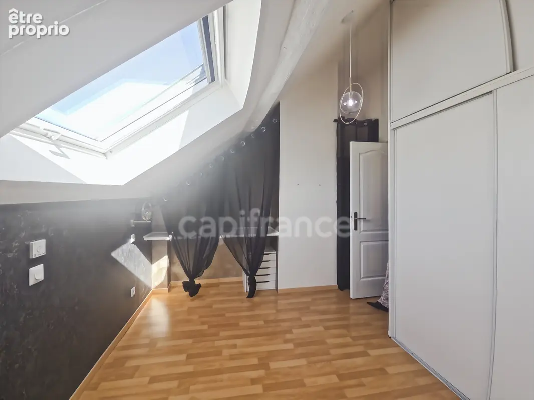 Appartement à vendre 5 pièces CHALON SUR SAONE (71) - photo 6