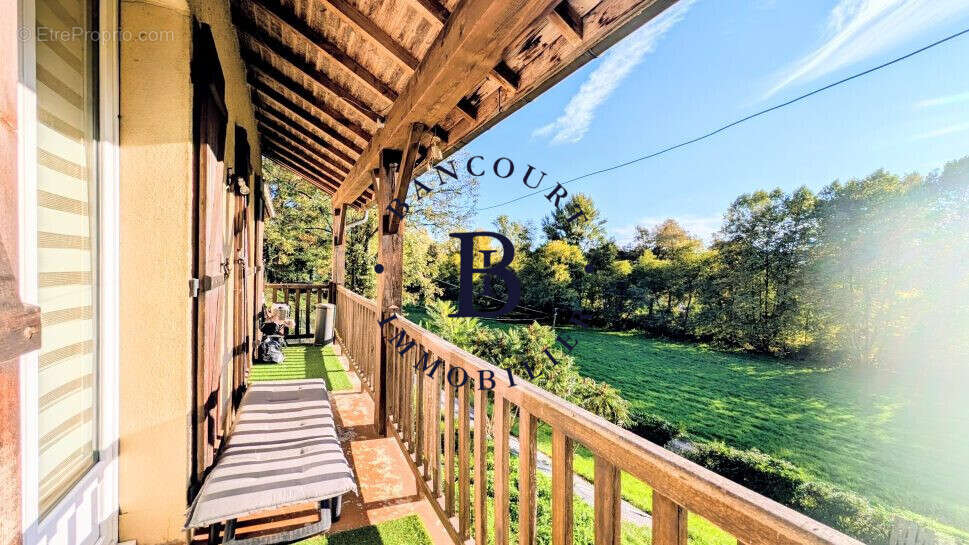 Maison à SAINT-VIANCE