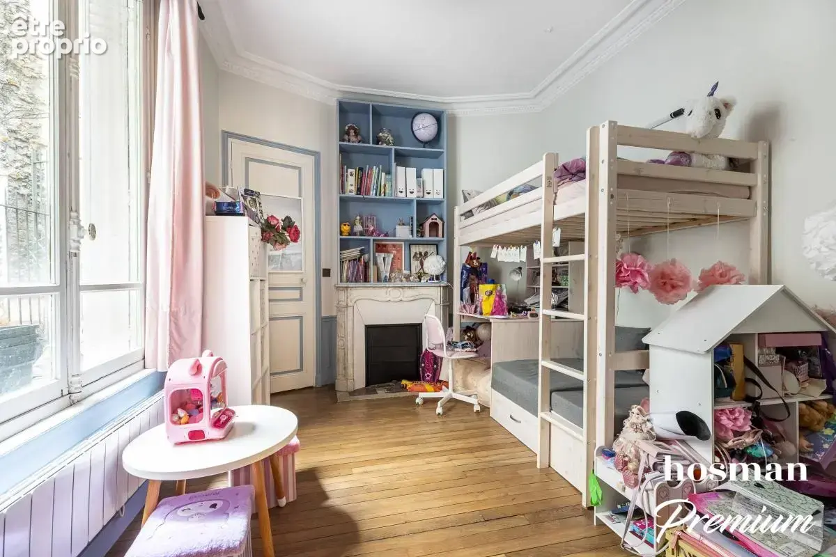 Paris XVIe – La Muette / OCDE – 4 chambres – Charme de l’ancien – Entièrement rénové - Profession libérale possible avec une ent - photo 12