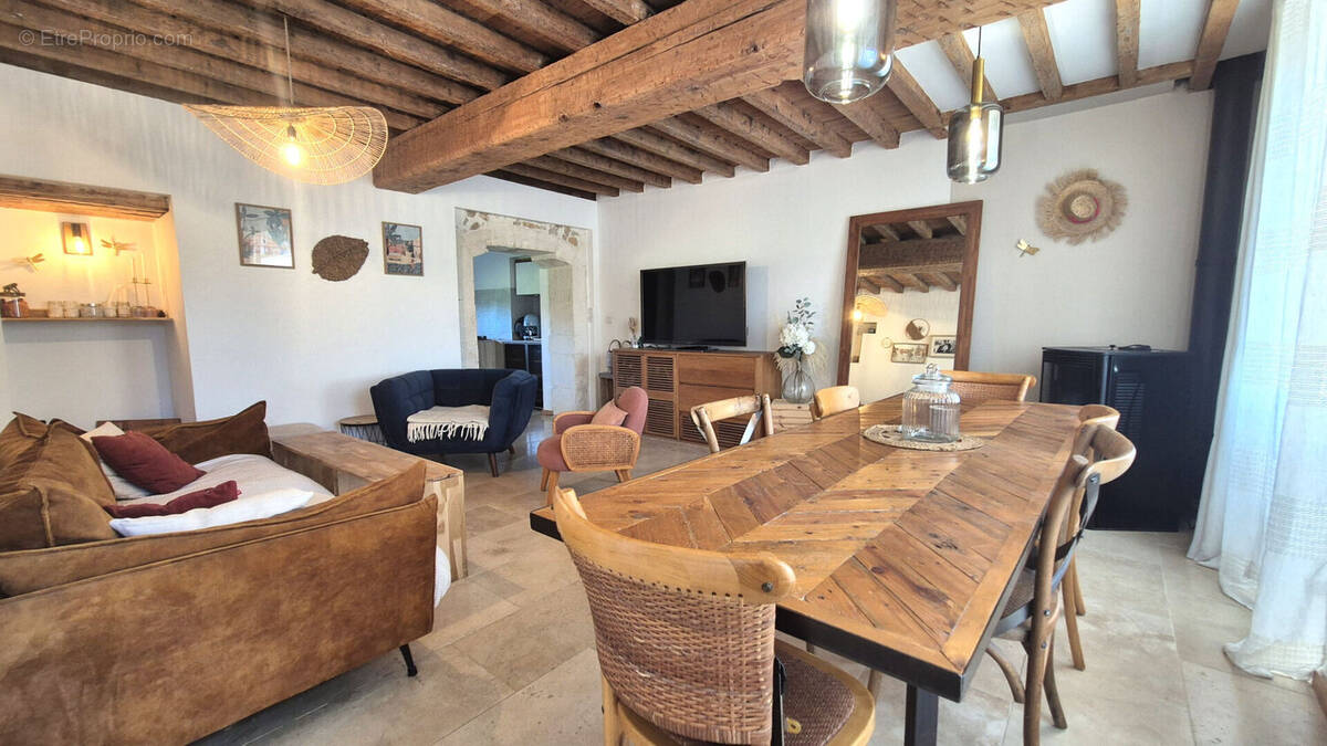 Maison à CHATEAURENARD