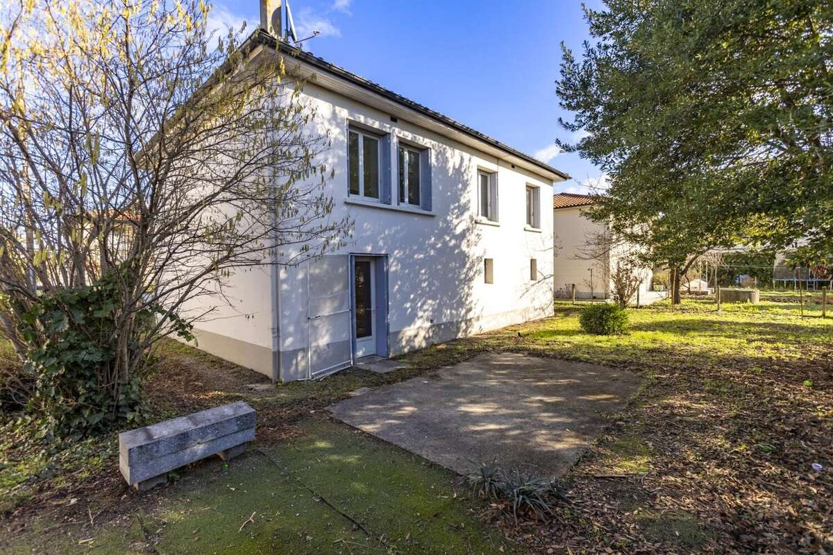 Maison 107 m² à Castres  - photo 9