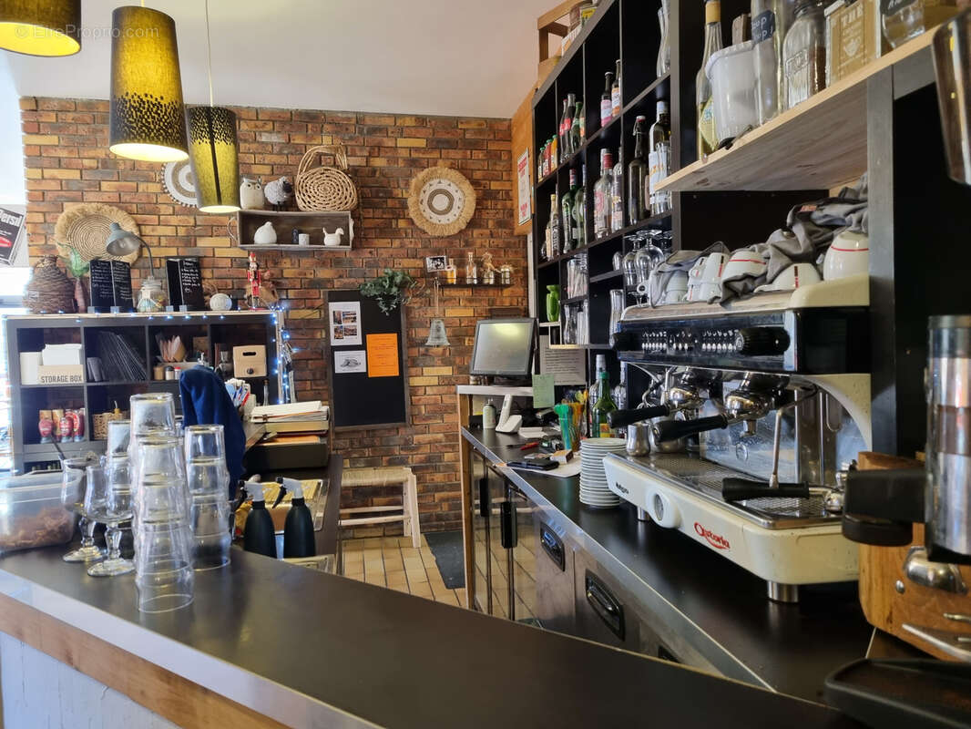 Commerce à AGNIERES-EN-DEVOLUY