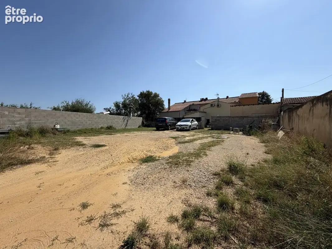 Maison avec terrain constructible de 577m2 - photo 11