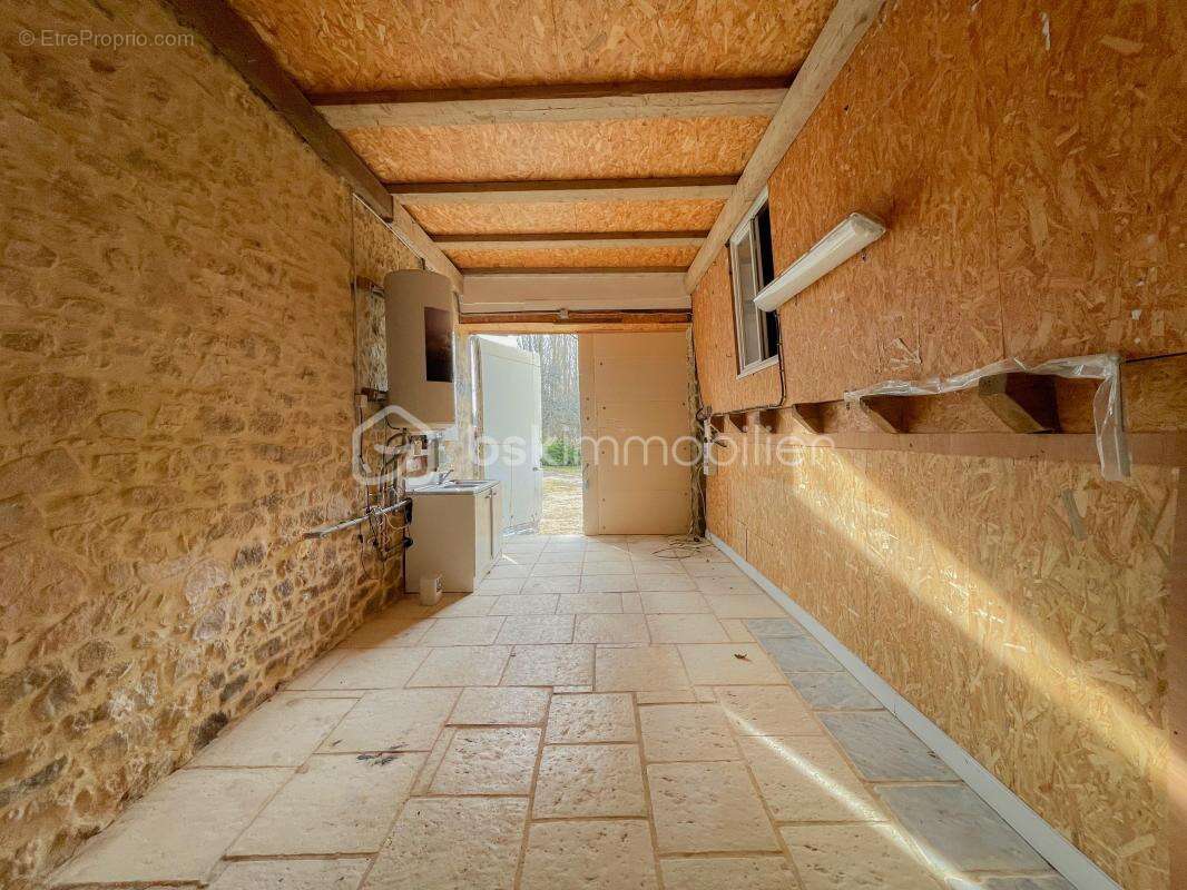 Maison à SAINT-HILAIRE-LES-PLACES