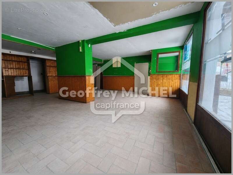 Local commercial à vendre à l’Alpe d’Huez – Emplacement premium en centre station - photo 2