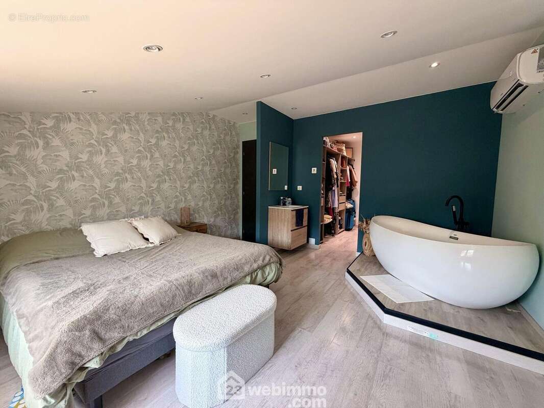 Maison 194 m² à Nixeville-Blercourt  - photo 18