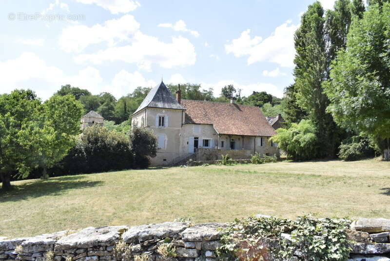 n°4 - Maison à BUXY