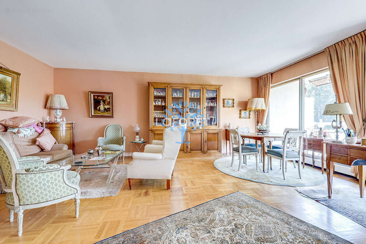 Appartement à PARIS-19E