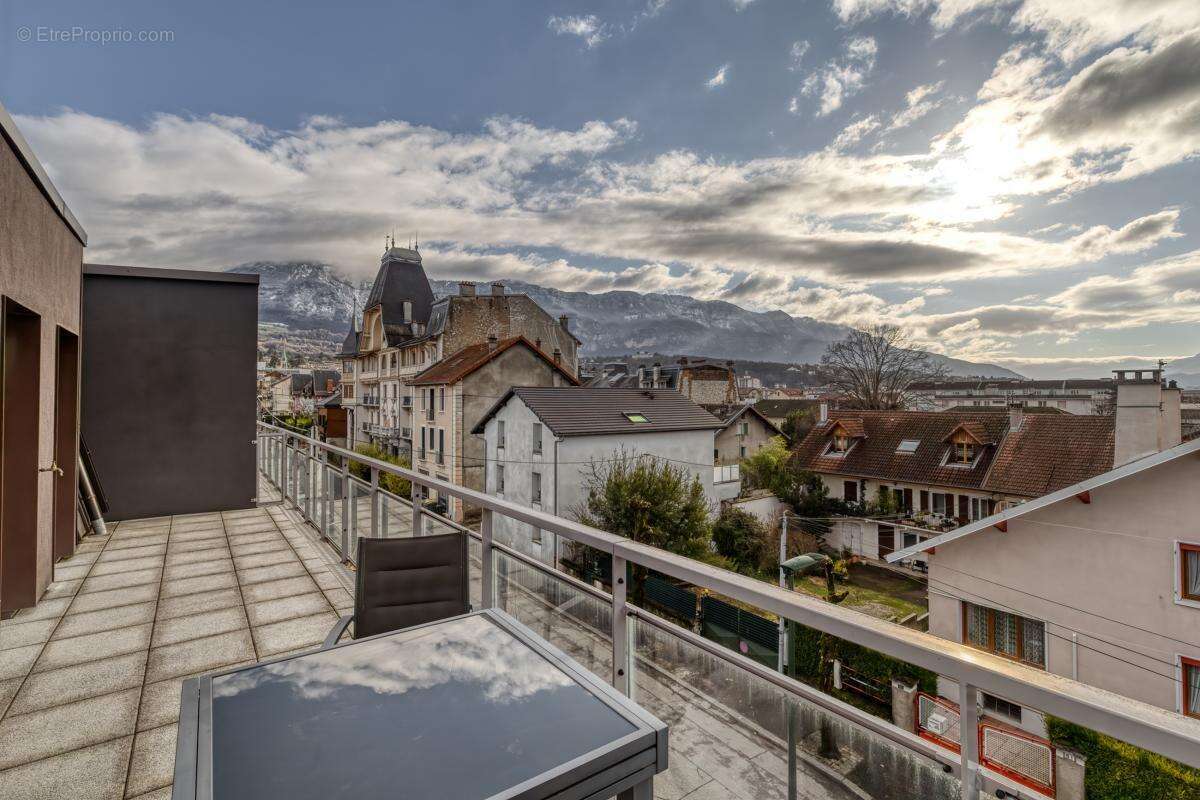 Appartement à AIX-LES-BAINS