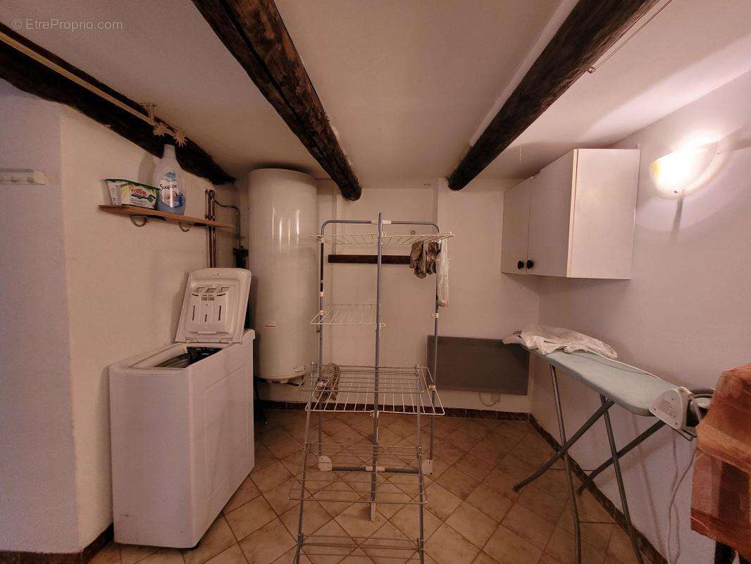 Maison à VINON-SUR-VERDON