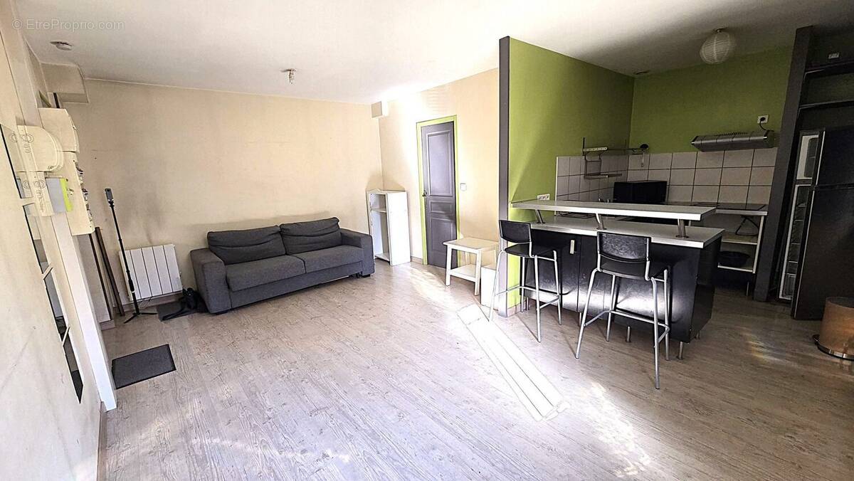 Appartement à SAINT-ETIENNE