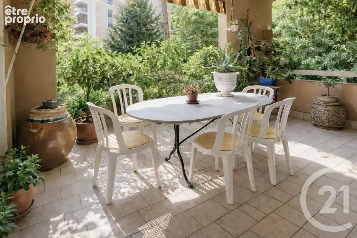 Appartement 4 pièces 86 m² à vendre à Menton (06500) - photo 2