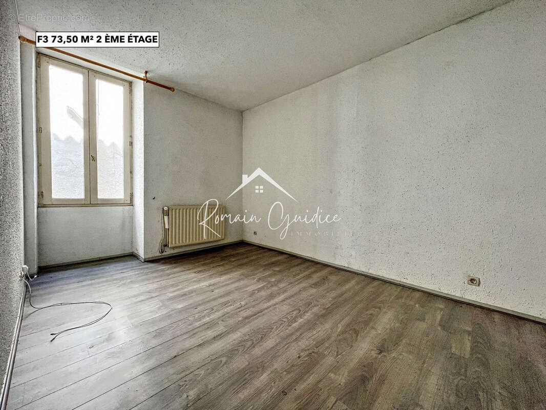 Immeuble de rapport de 321 m2 avec local commercial hypercentre - photo 9