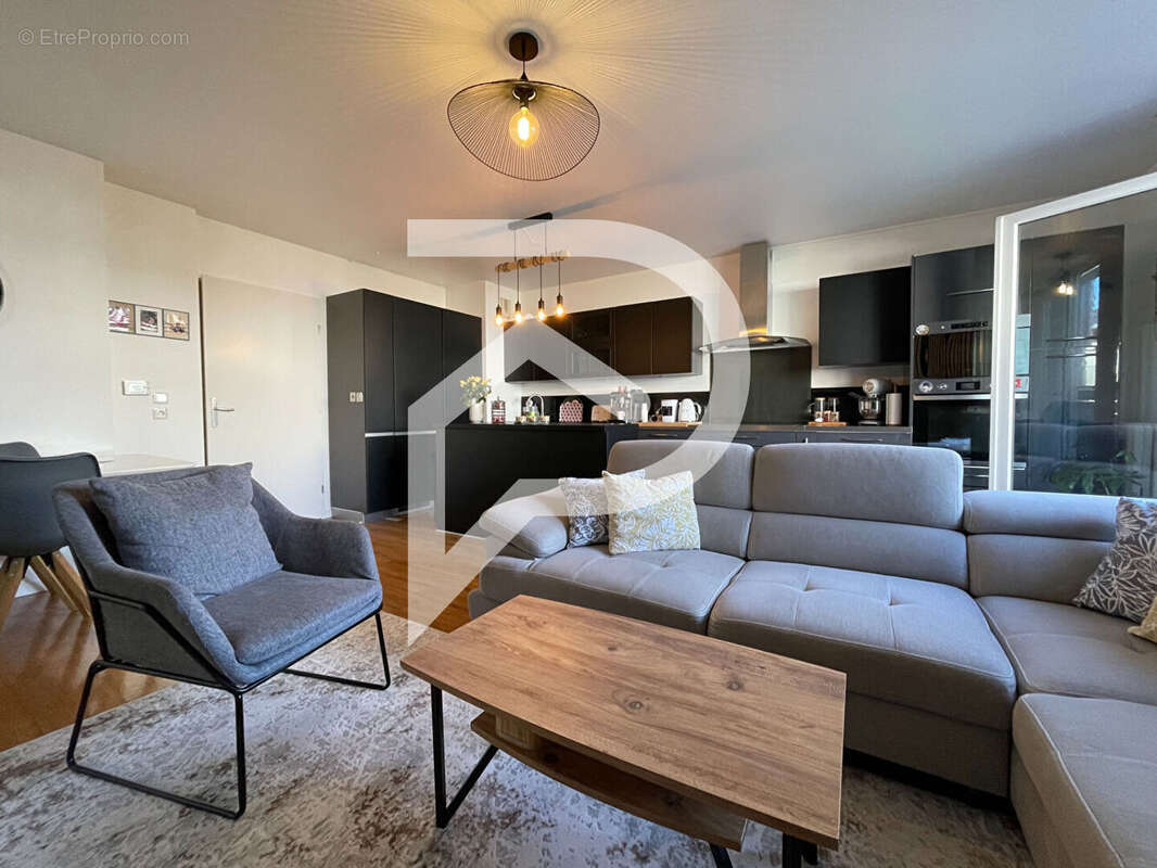Appartement à LIMEIL-BREVANNES