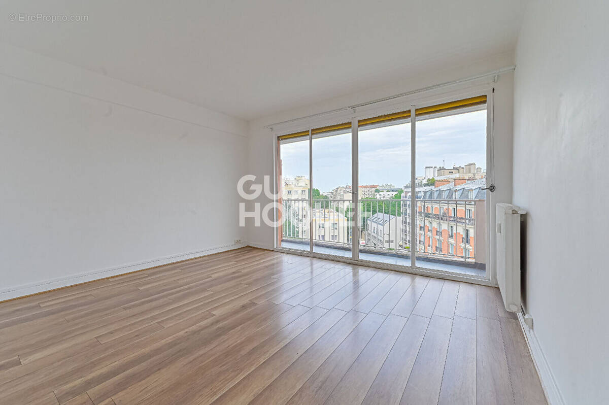 Appartement à PARIS-12E